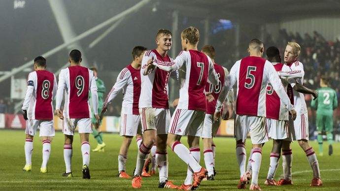 另一方面 另一方面